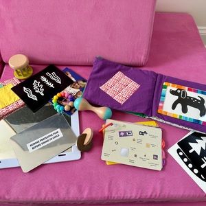 The Lovevery Charmer Play Kit 3-4 months